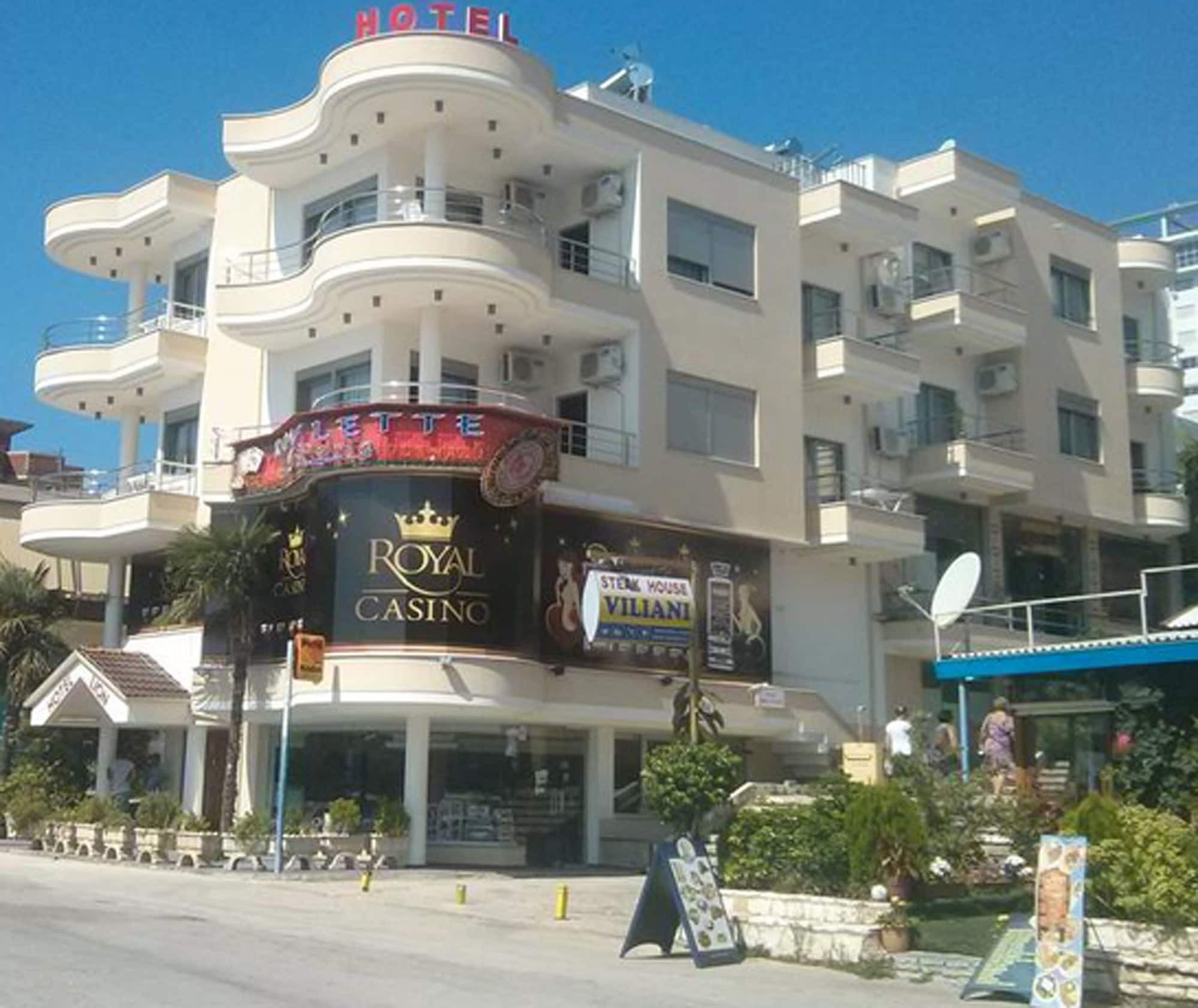 Lion Gate Hotel Sarandë Esterno foto